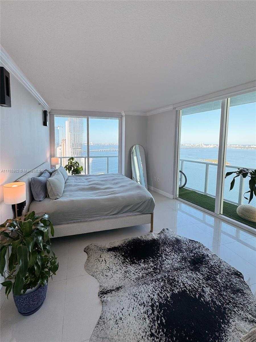 Small Image of 1900 NORTH BAYSHORE DR #3915, Miami Number 17