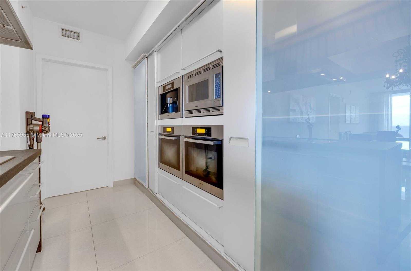 Small Image of 18201 COLLINS AVE #902, Sunny Isles Beach Number 16