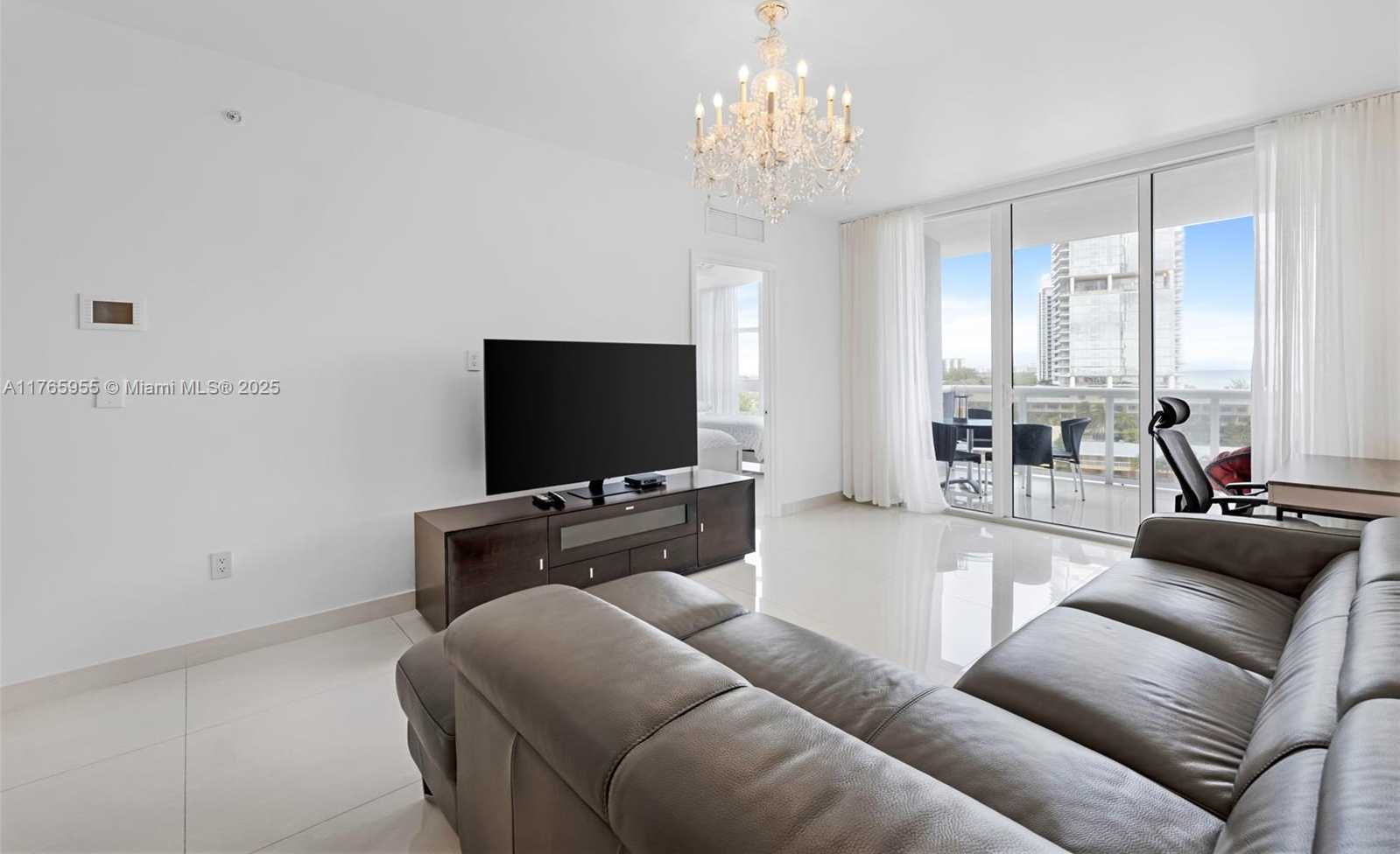 Small Image of 18201 COLLINS AVE #902, Sunny Isles Beach Number 5