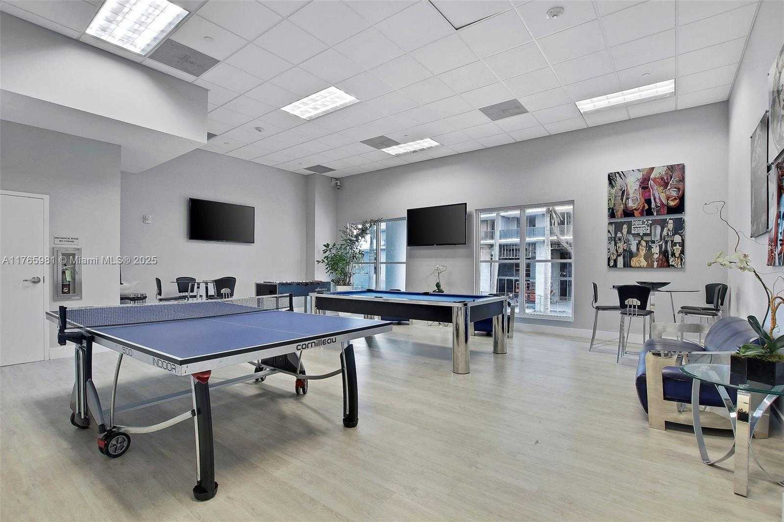 Small Image of 1800 NORTH BAYSHORE DR #1411, Miami Number 28