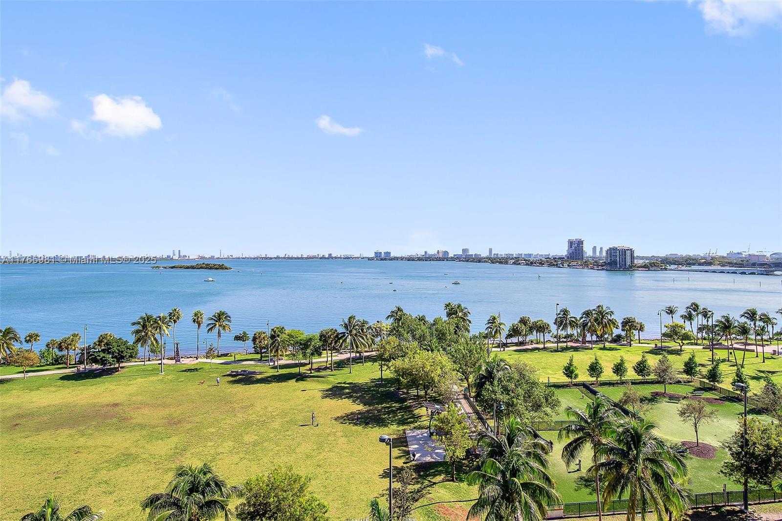 Small Image of 1800 NORTH BAYSHORE DR #1411, Miami Number 29