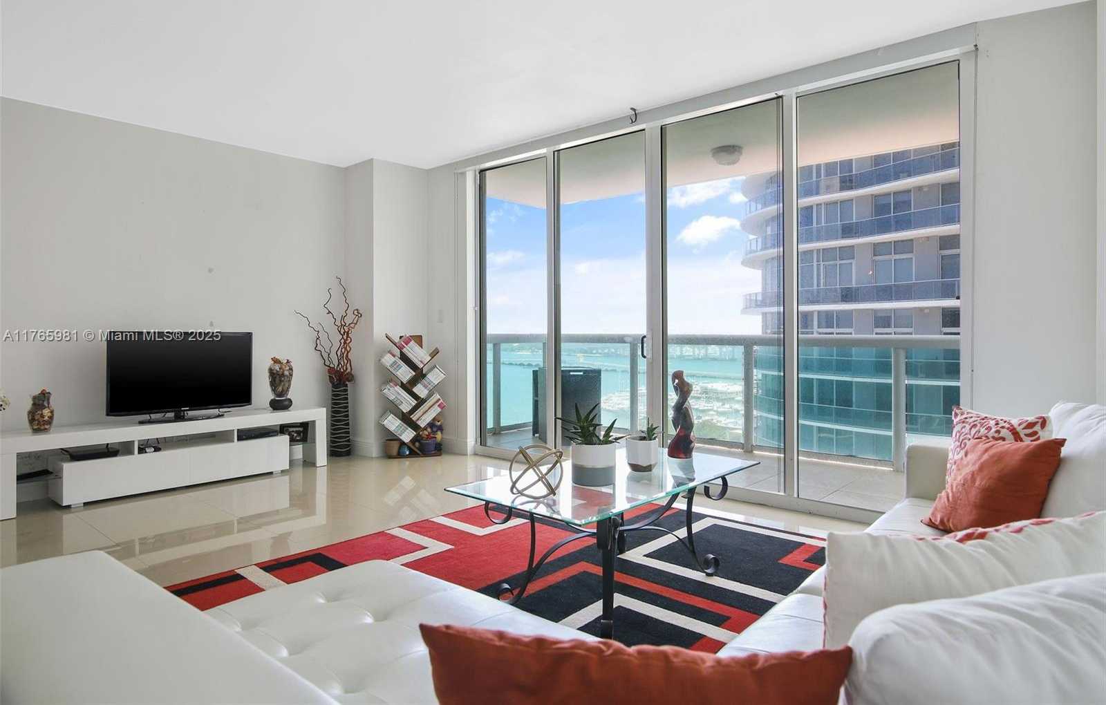 Small Image of 1800 NORTH BAYSHORE DR #1411, Miami Number 3
