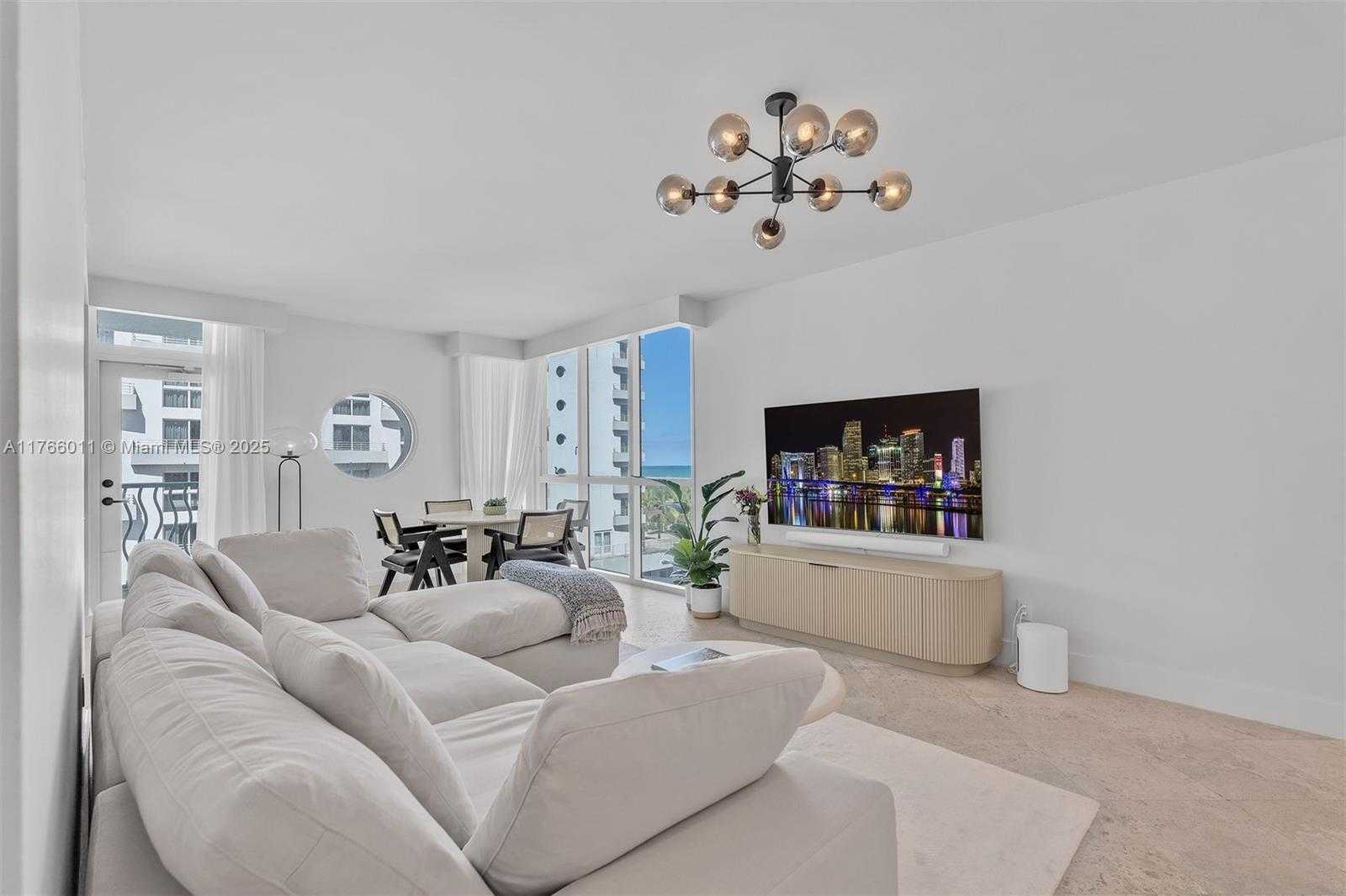 Small Image of 1500 OCEAN DR #607, Miami Beach Number 11
