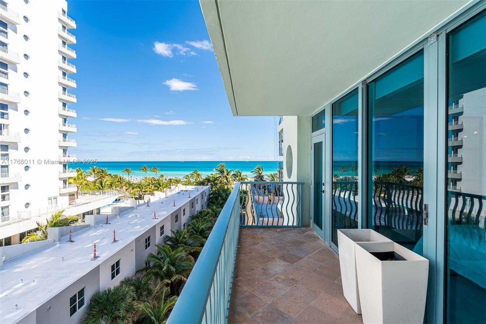 Small Image of 1500 OCEAN DR #607, Miami Beach Number 16