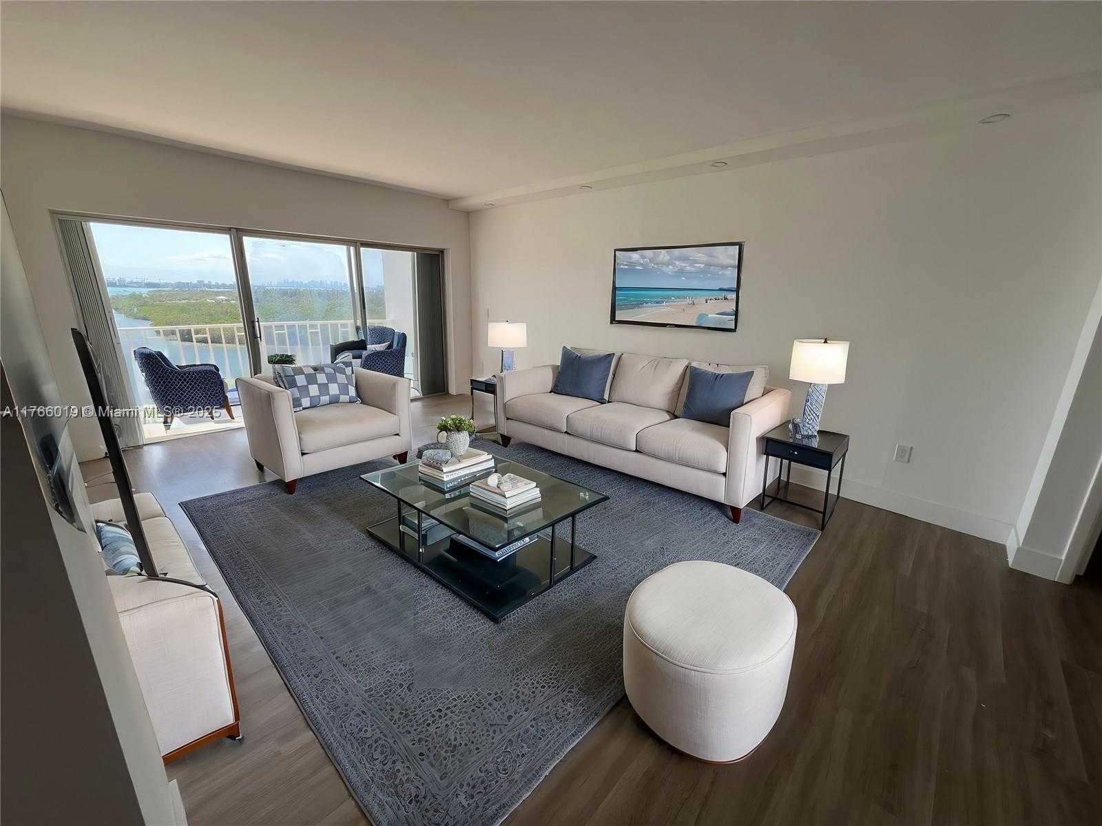 Small Image of 500 BAYVIEW DR #1120, Sunny Isles Beach Number 12