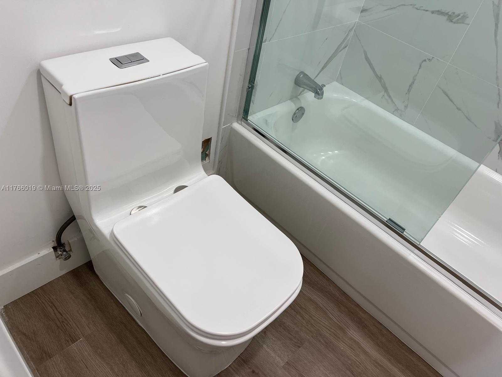 Small Image of 500 BAYVIEW DR #1120, Sunny Isles Beach Number 28