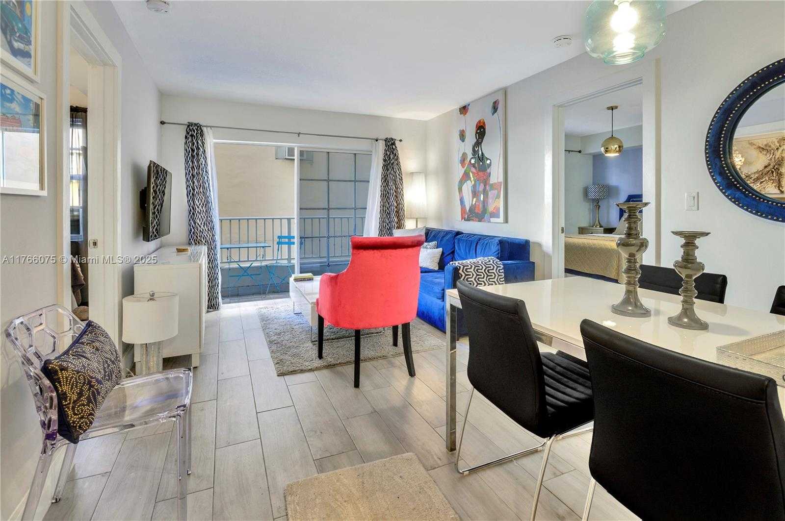 Small Image of 2600 COLLINS AVE #204, Miami Beach Number 6