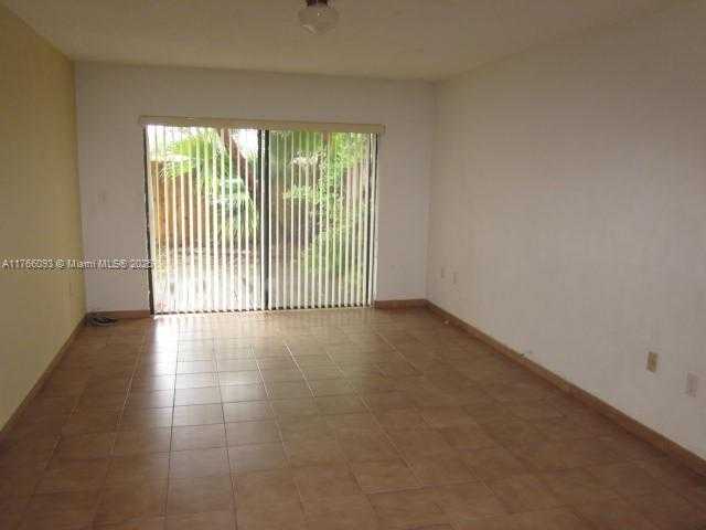 Small Image of 13224 SOUTH WEST 10 TE, Miami Number 3