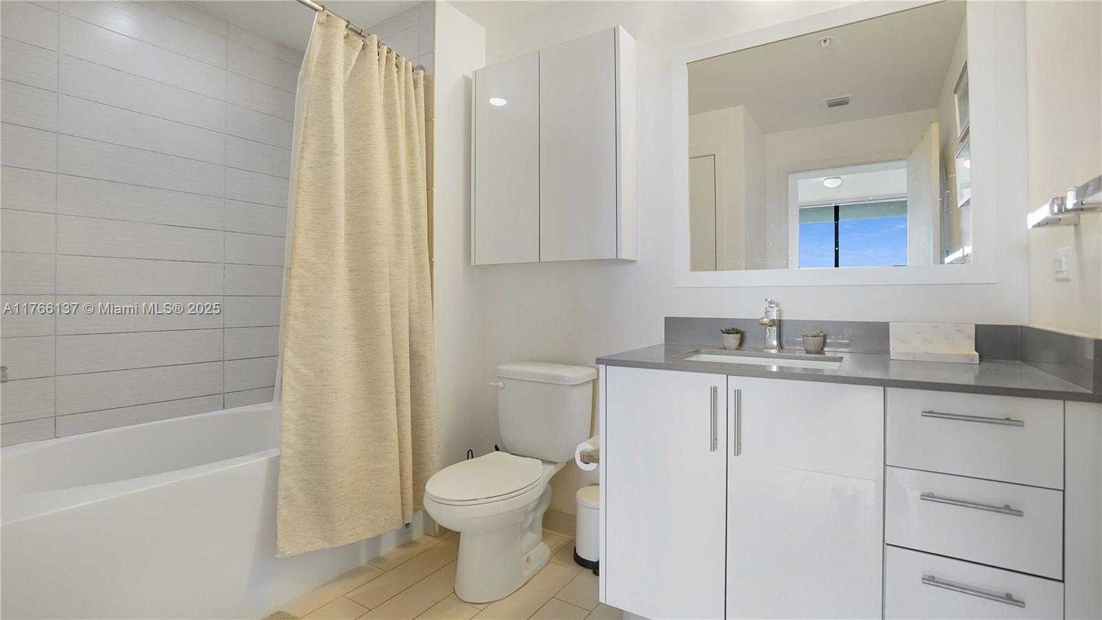 Small Image of 999 SOUTH WEST 1 AVE #2313, Miami Number 19