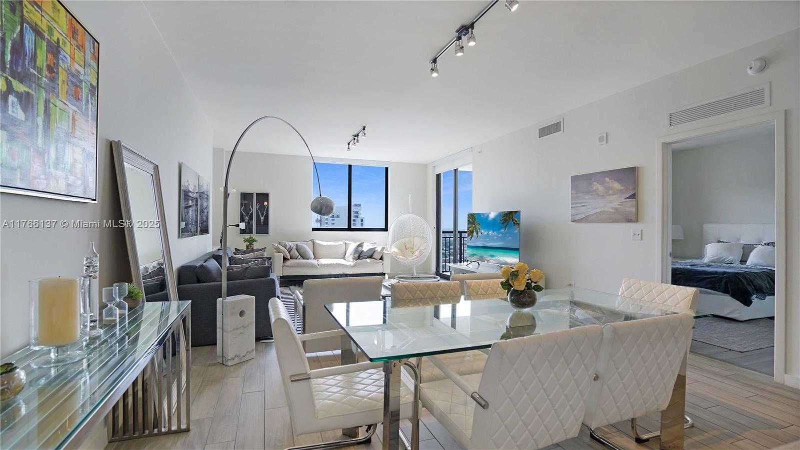 Small Image of 999 SOUTH WEST 1 AVE #2313, Miami Number 5