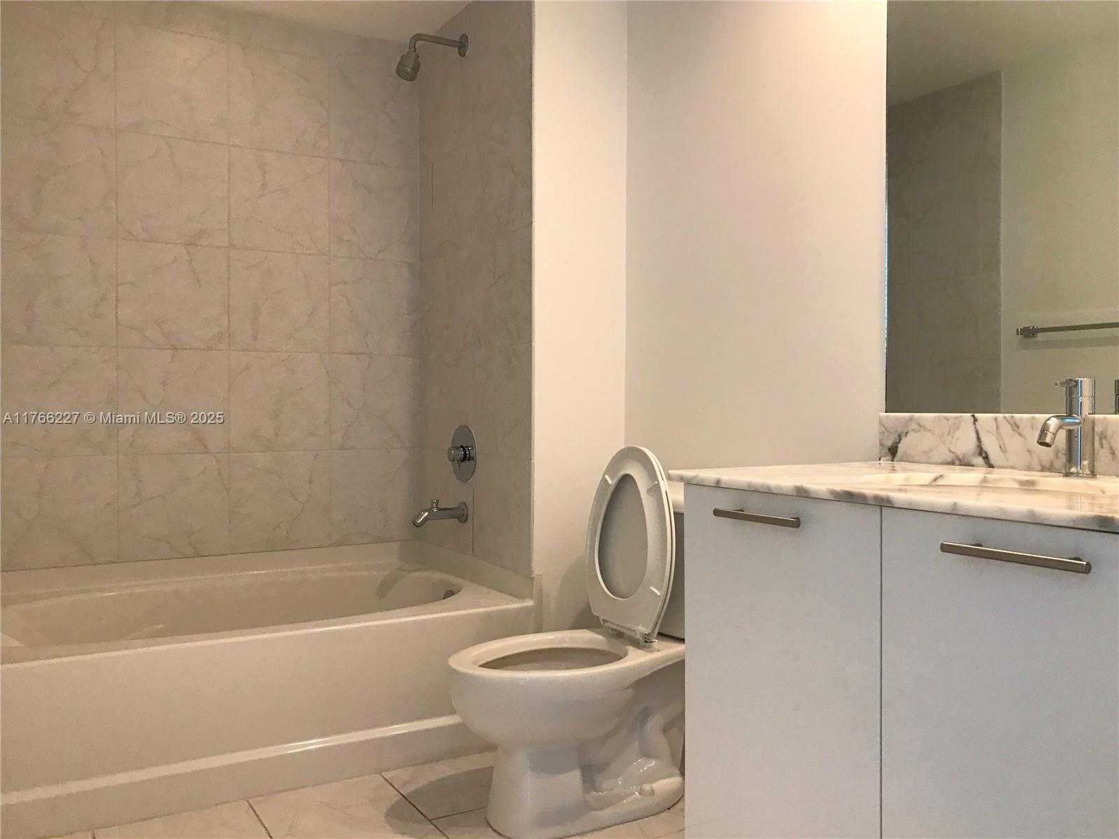 Small Image of 951 BRICKELL AVE #3009, Miami Number 11