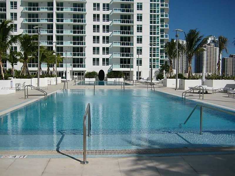 Small Image of 951 BRICKELL AVE #3009, Miami Number 4
