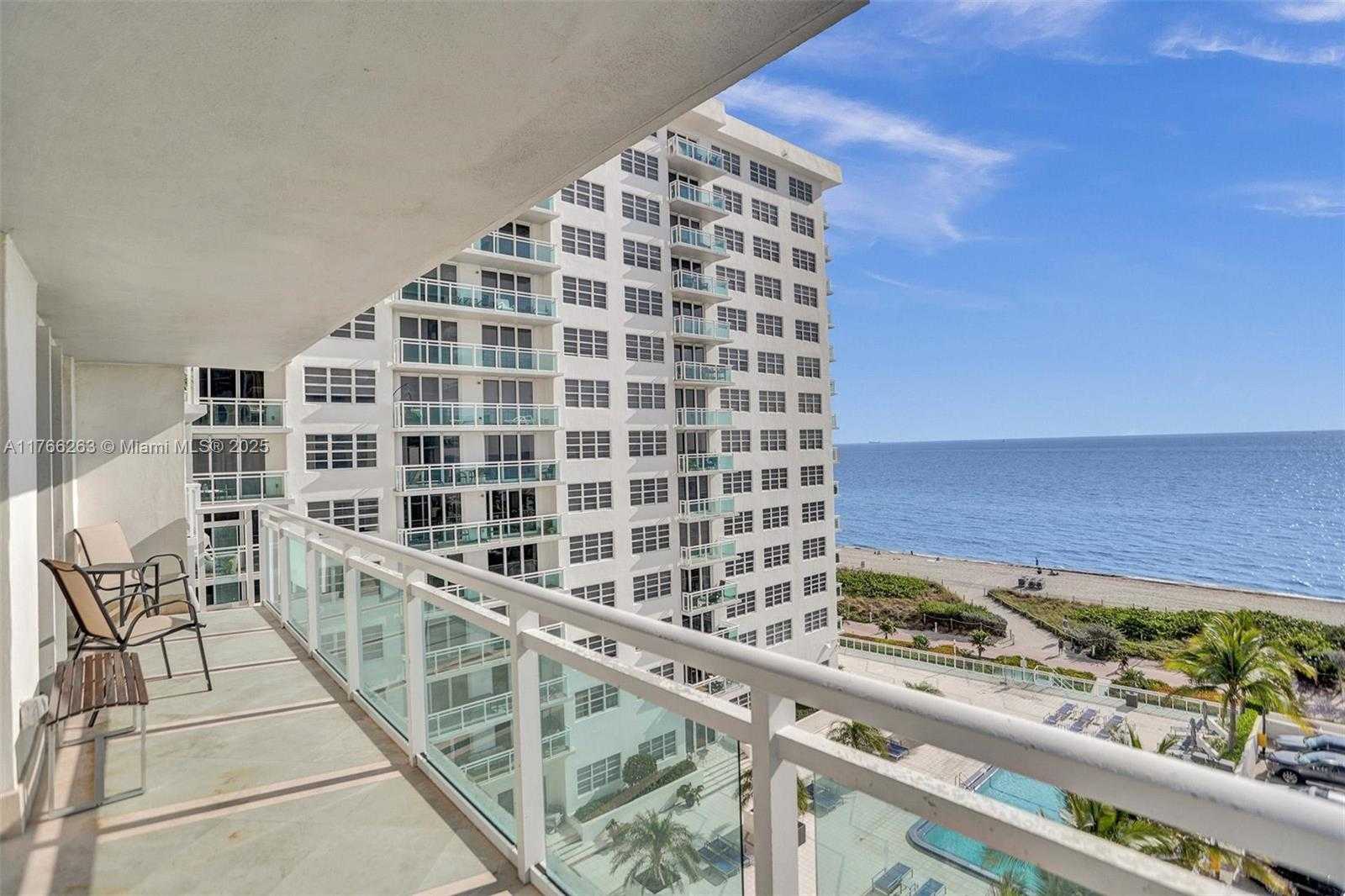 Small Image of 6917 COLLINS AVE #915, Miami Beach Number 4