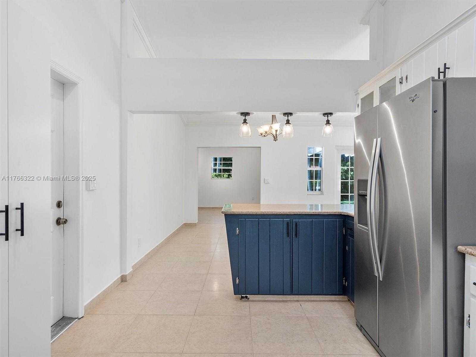 Small Image of 731 SISTINA AV, Coral Gables Number 21