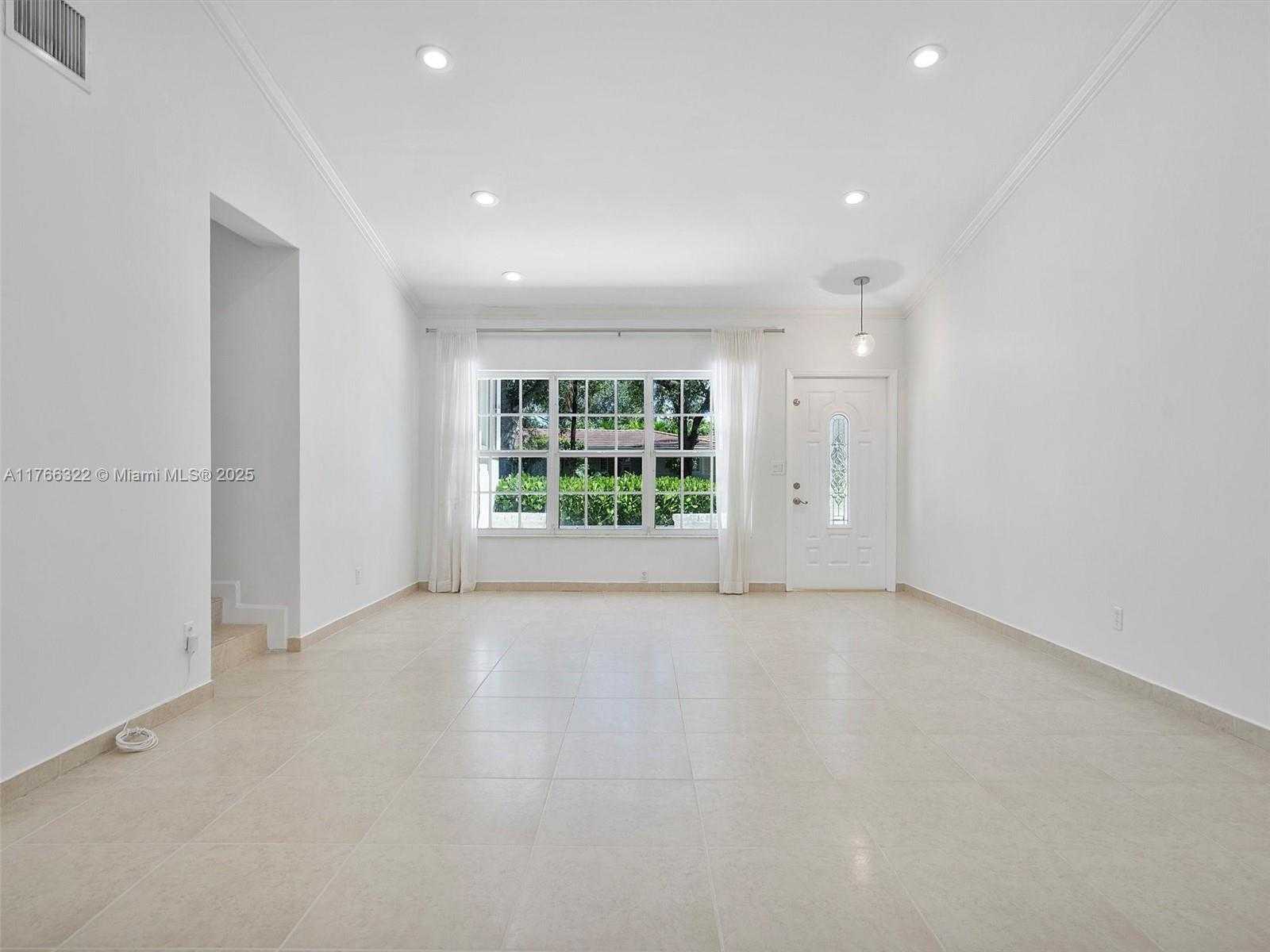 Small Image of 731 SISTINA AV, Coral Gables Number 23