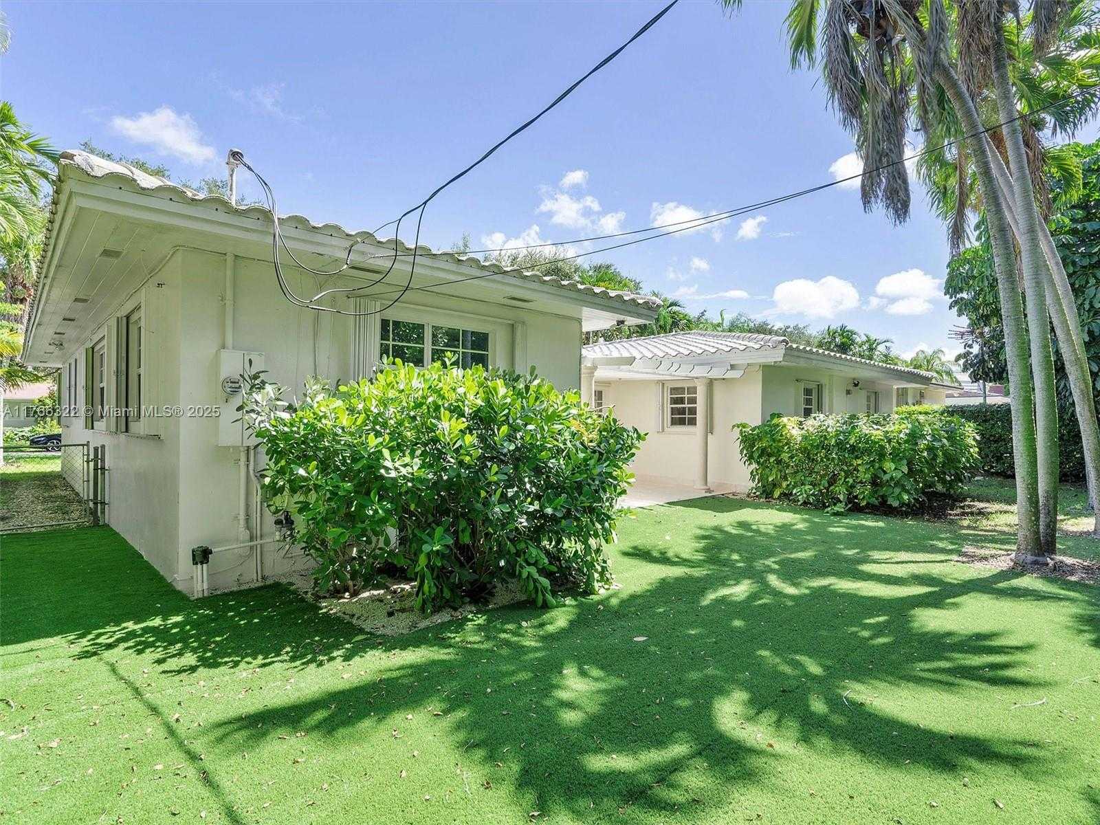 Small Image of 731 SISTINA AV, Coral Gables Number 45
