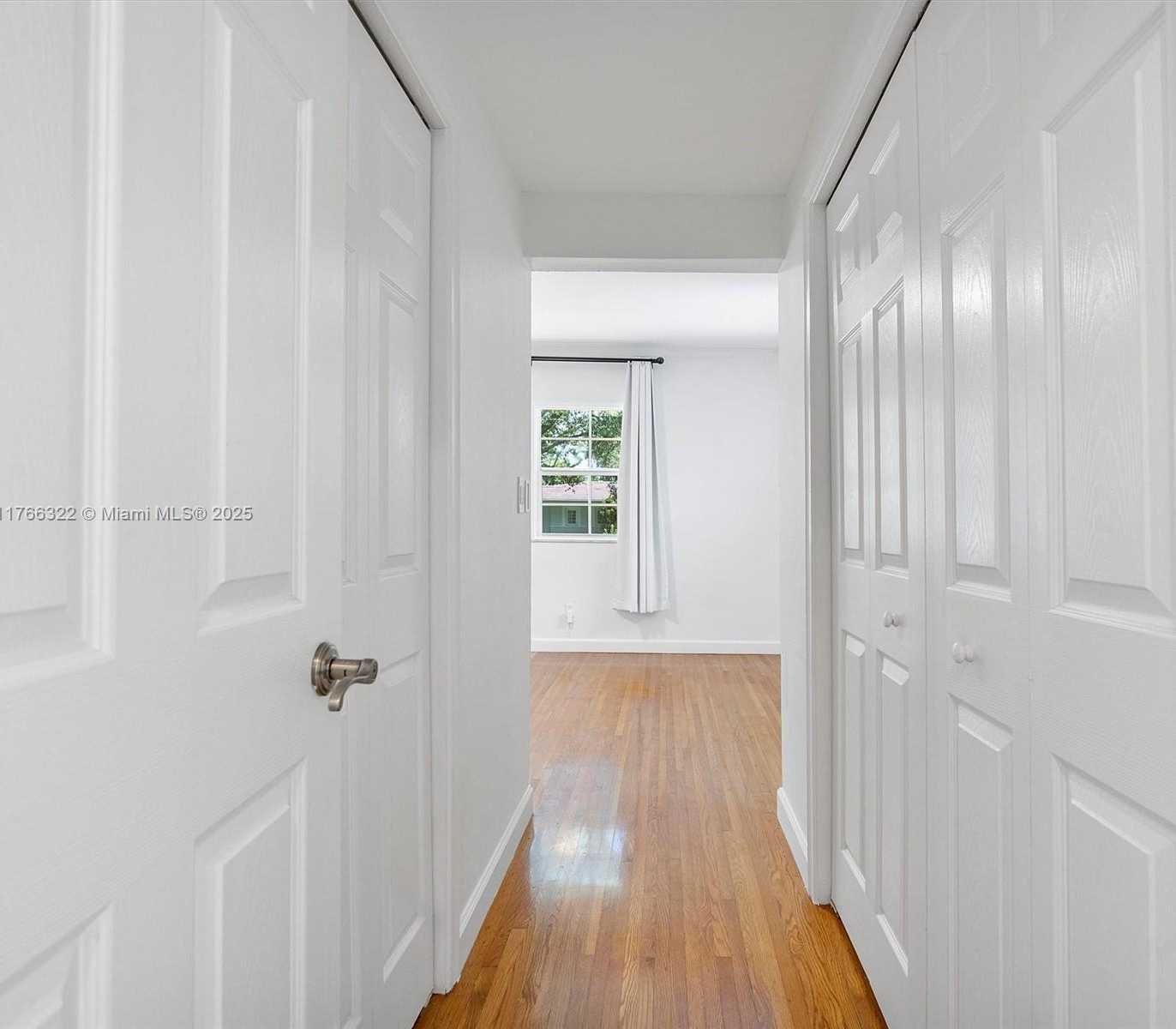 Small Image of 731 SISTINA AV, Coral Gables Number 46