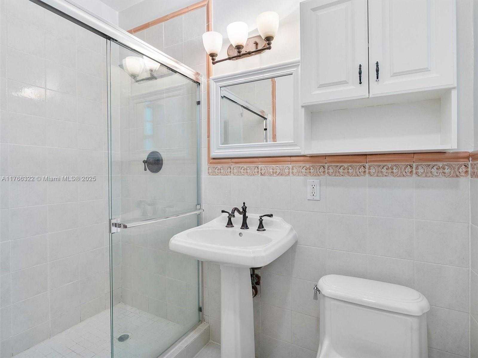 Small Image of 731 SISTINA AV, Coral Gables Number 7