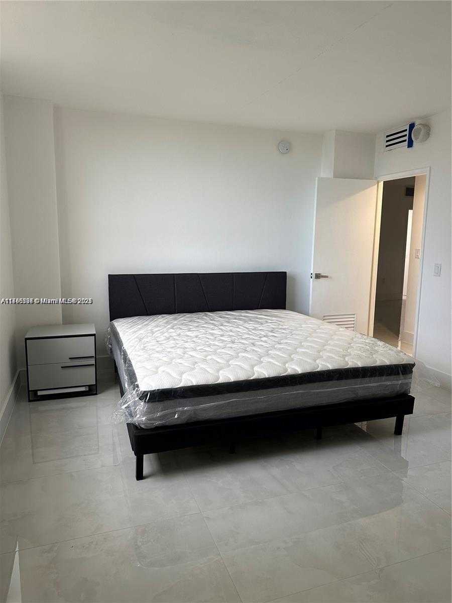 Small Image of 10185 COLLINS AVE #1022, Bal Harbour Number 3