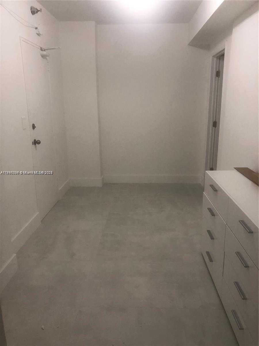 Small Image of 10185 COLLINS AVE #1022, Bal Harbour Number 4