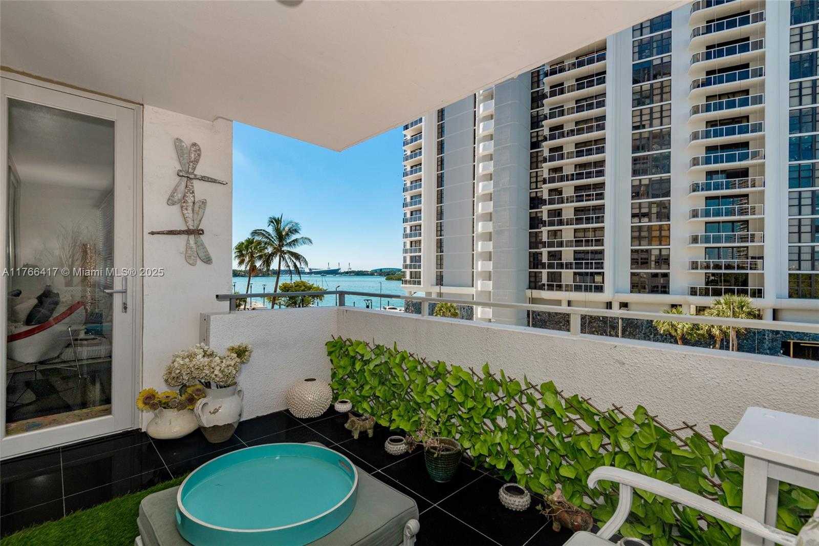 Small Image of 11 ISLAND AVE #409, Miami Beach Number 11