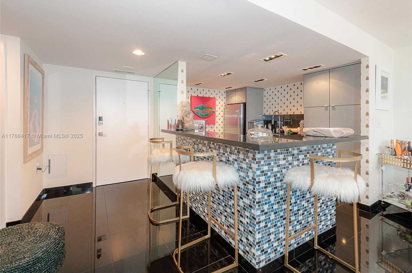 Small Image of 11 ISLAND AVE #409, Miami Beach Number 17