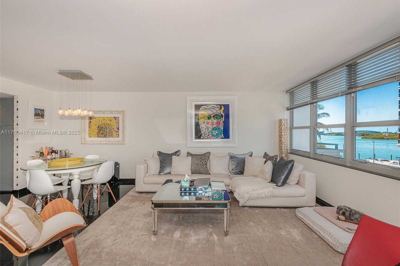 Small Image of 11 ISLAND AVE #409, Miami Beach Number 2