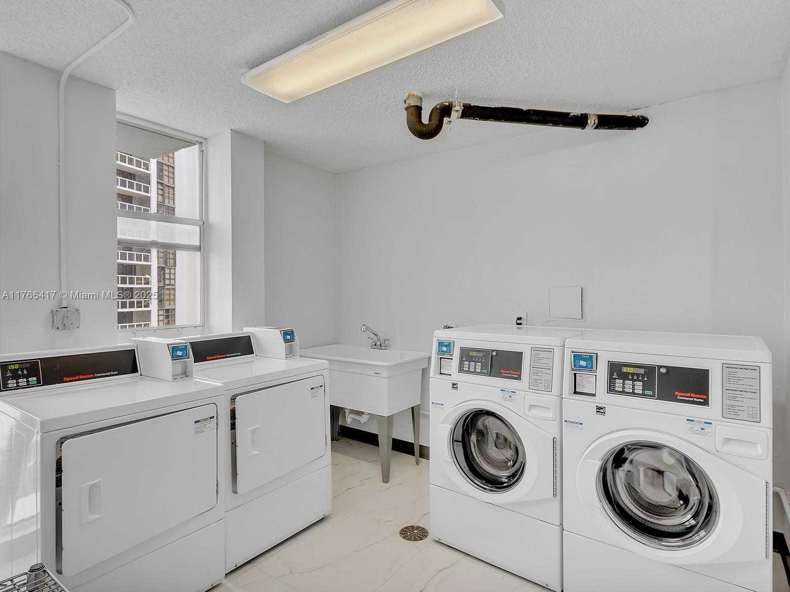 Small Image of 11 ISLAND AVE #409, Miami Beach Number 37