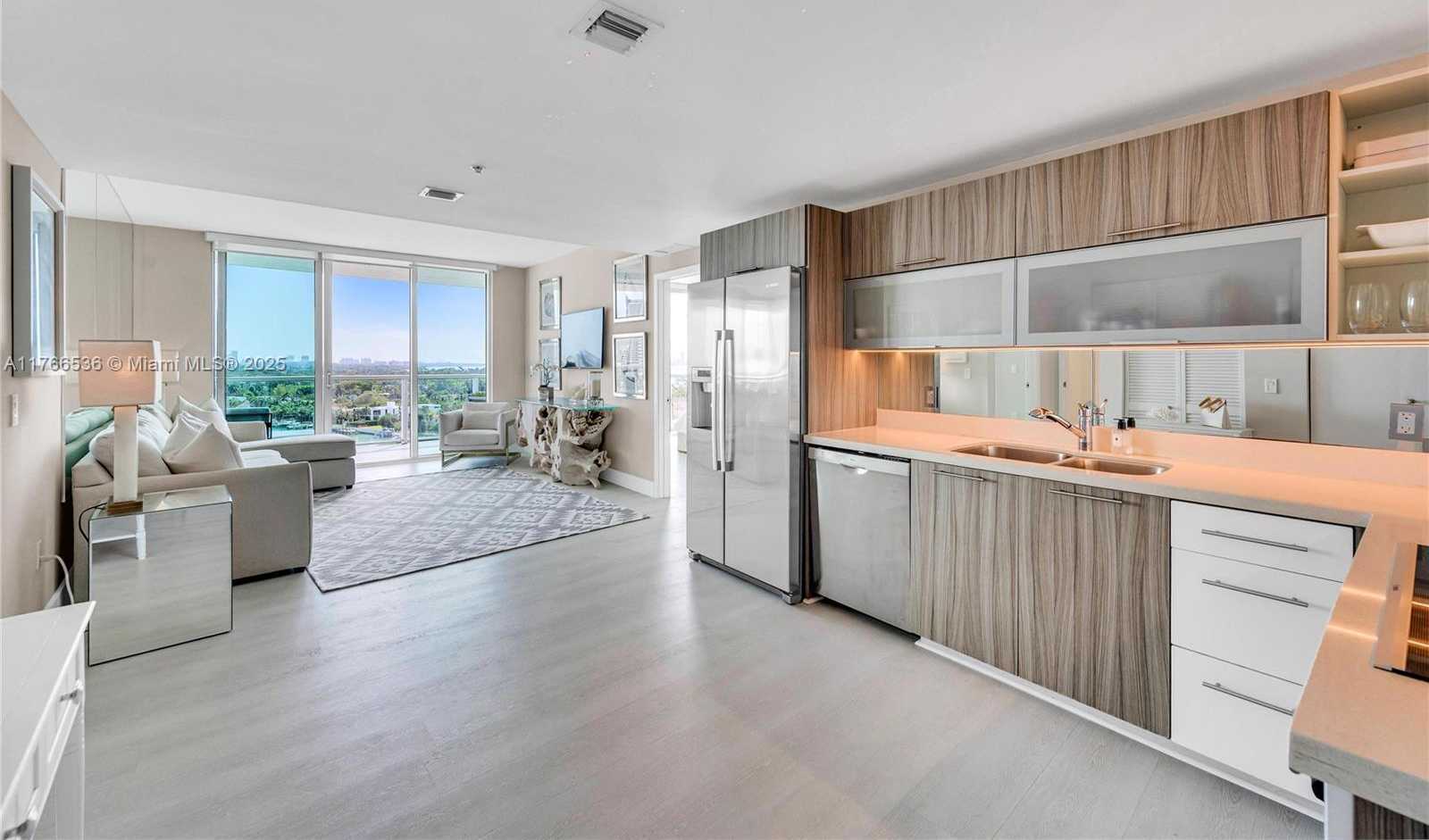 Small Image of 6700 INDIAN CREEK DR #1404, Miami Beach Number 3