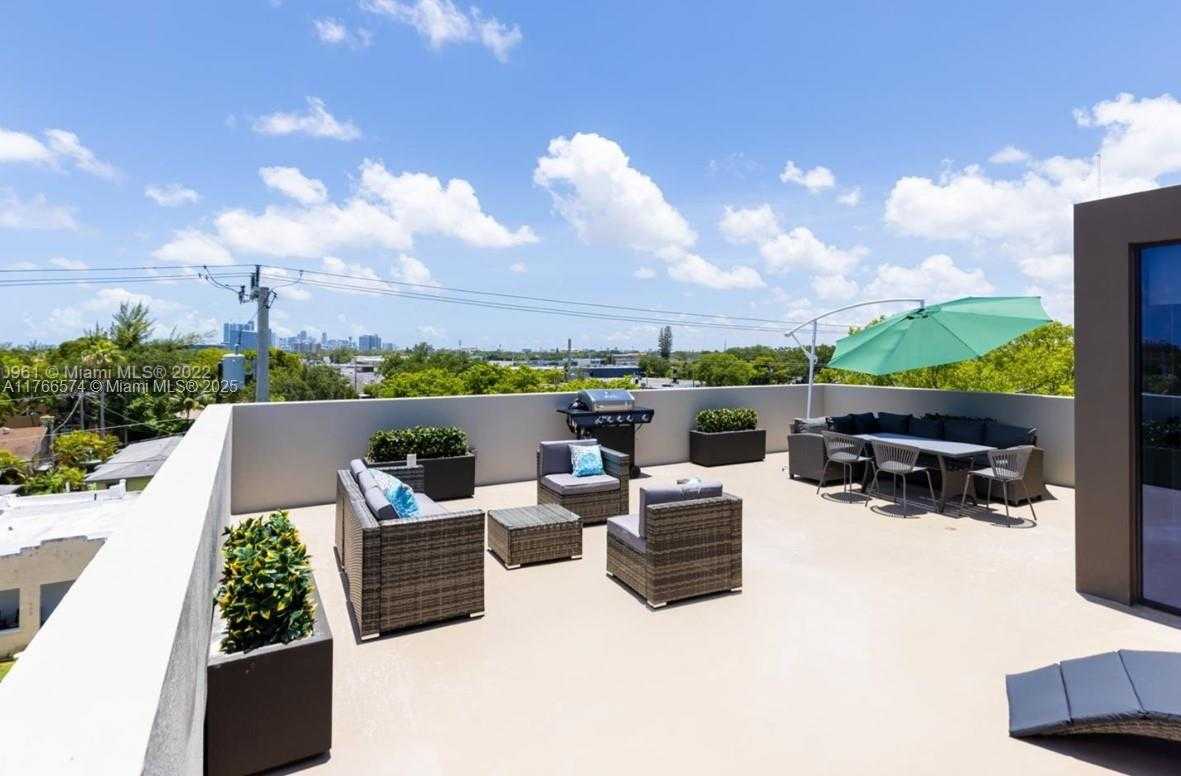 Small Image of 7107 NORTH EAST 4TH CT #4, Miami Number 5