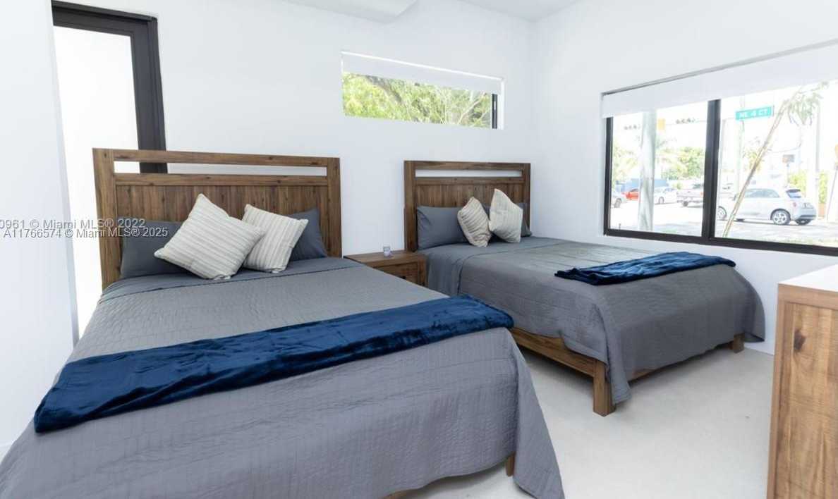 Small Image of 7107 NORTH EAST 4TH CT #4, Miami Number 50