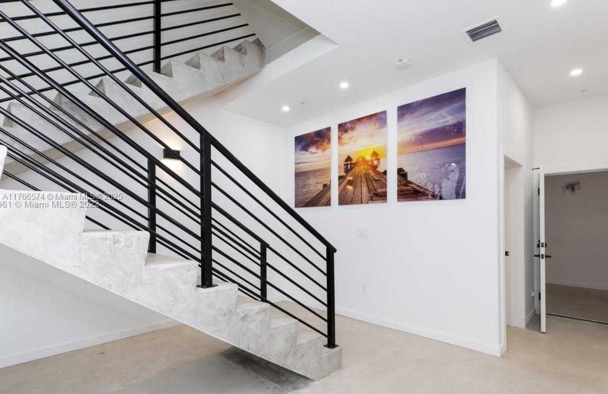 Small Image of 7107 NORTH EAST 4TH CT #4, Miami Number 55