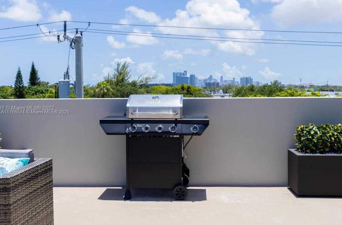 Small Image of 7107 NORTH EAST 4TH CT #4, Miami Number 7