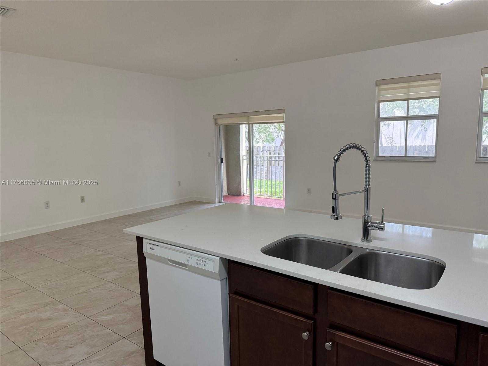 Small Image of 290 NORTH WEST 109TH AVE #101, Miami Number 5