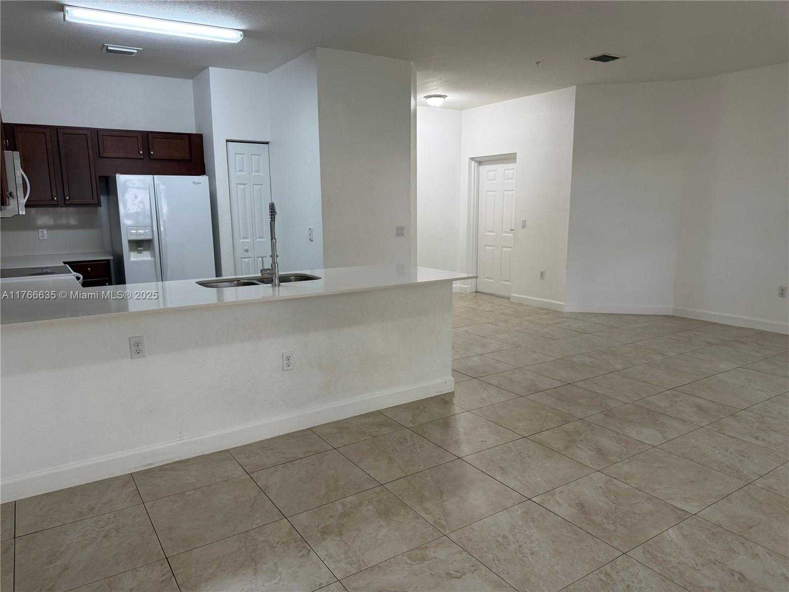 Small Image of 290 NORTH WEST 109TH AVE #101, Miami Number 7