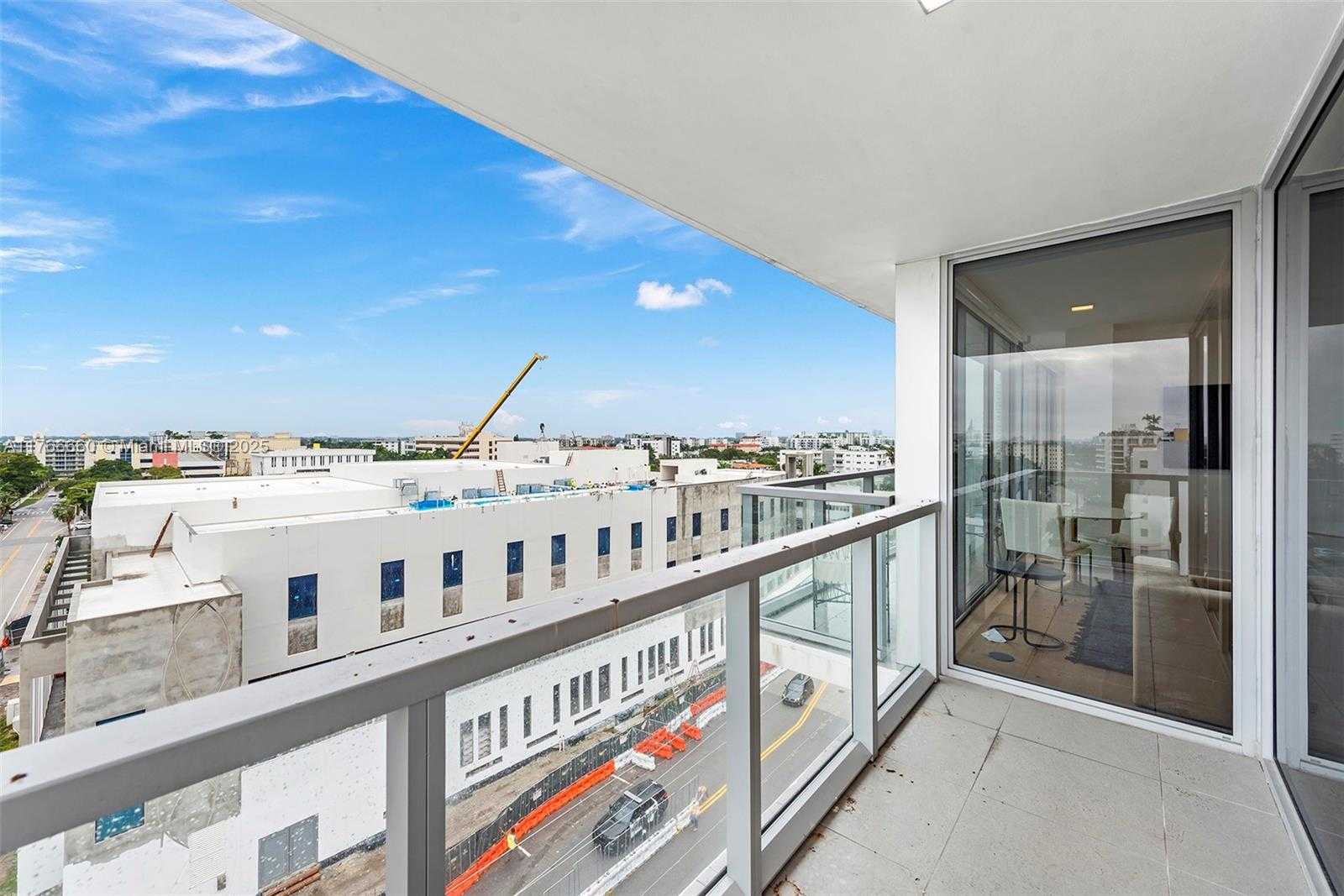 Small Image of 9521 EAST BAY HARBOR DR #905, Bay Harbor Islands Number 25