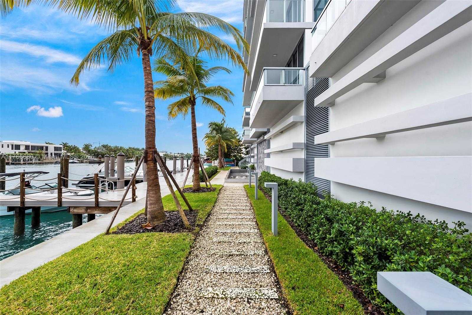 Small Image of 9521 EAST BAY HARBOR DR #905, Bay Harbor Islands Number 38