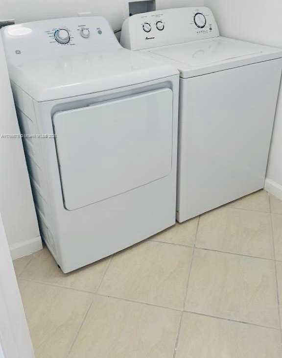 Small Image of 21205 YACHT CLUB DR #1101, Aventura Number 40