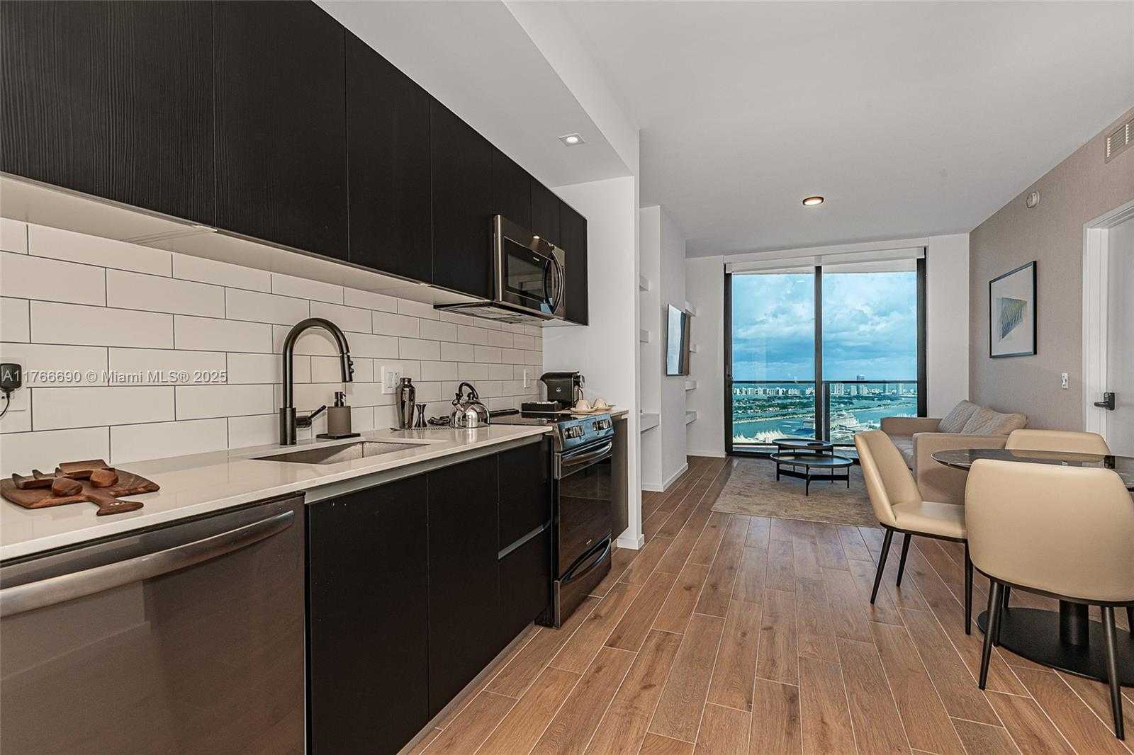 Small Image of 398 NORTH EAST 5TH ST #4211, Miami Number 20