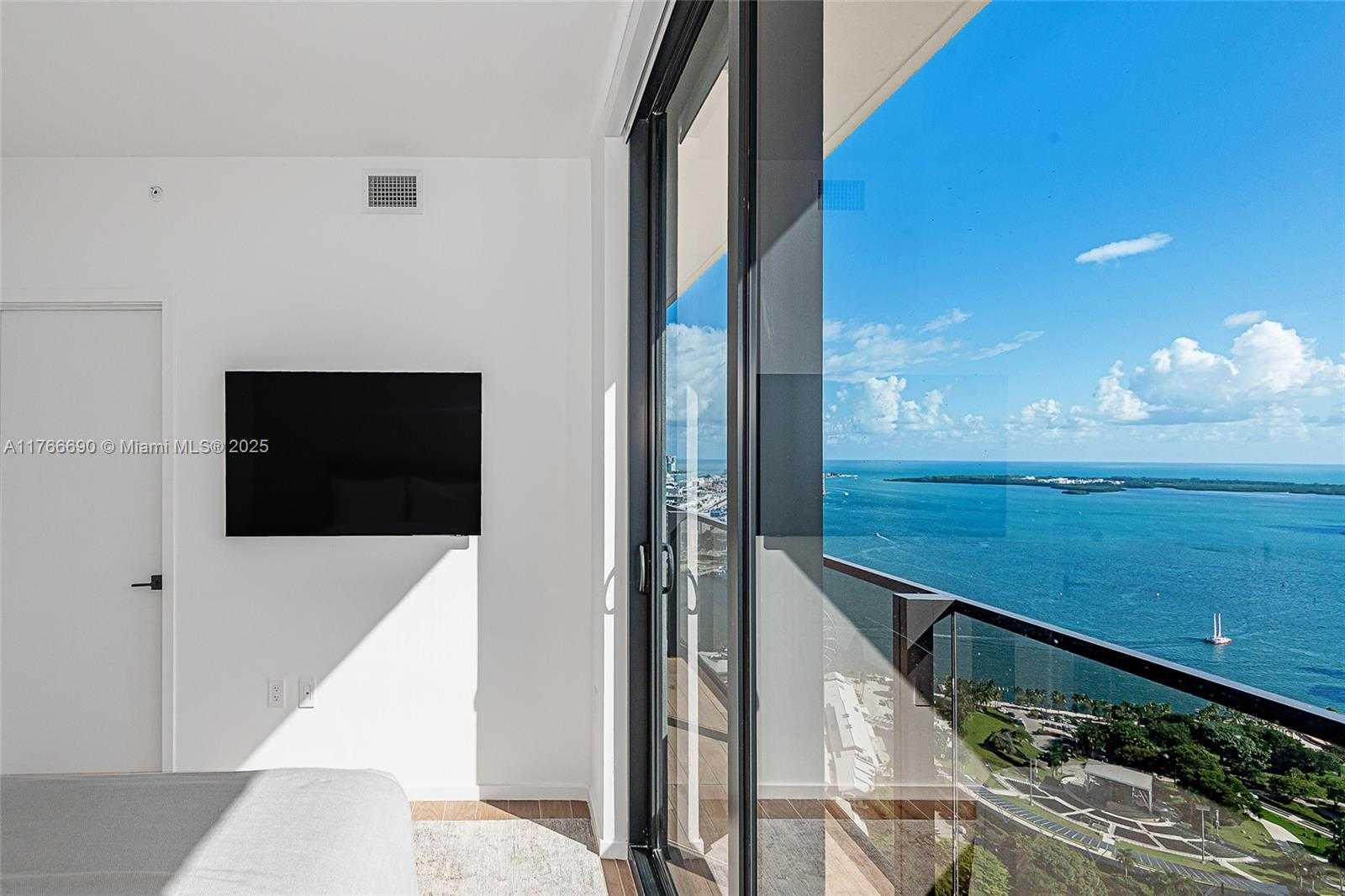 Small Image of 398 NORTH EAST 5TH ST #4211, Miami Number 25