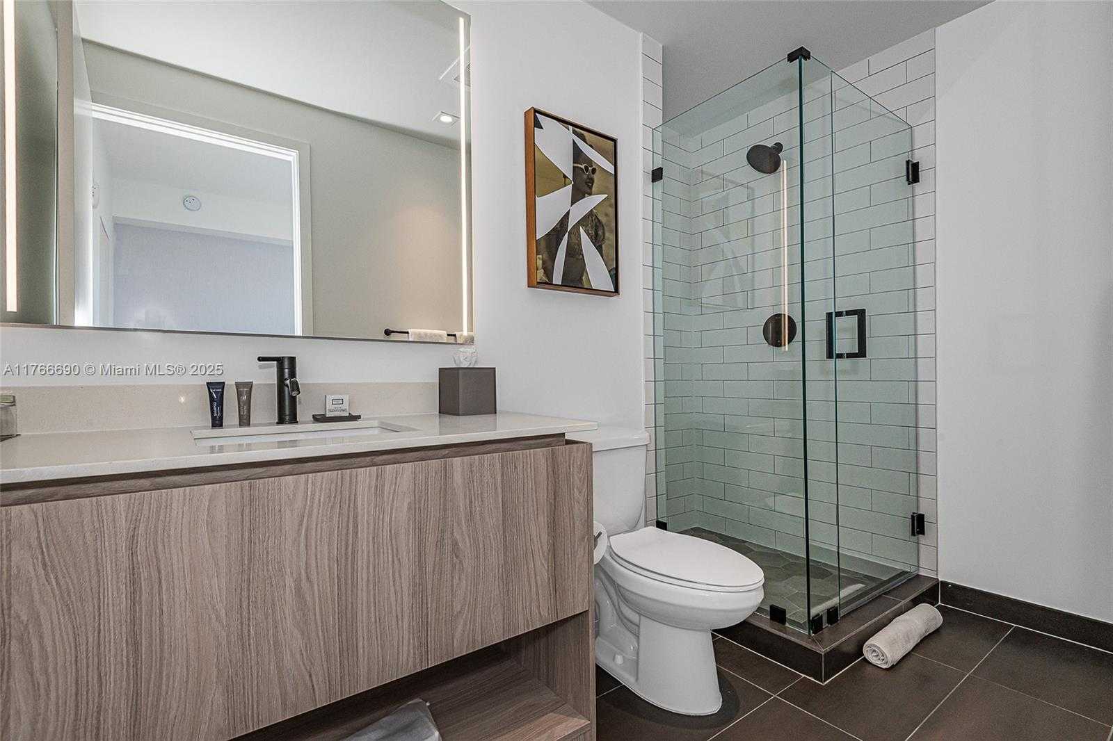 Small Image of 398 NORTH EAST 5TH ST #4211, Miami Number 27