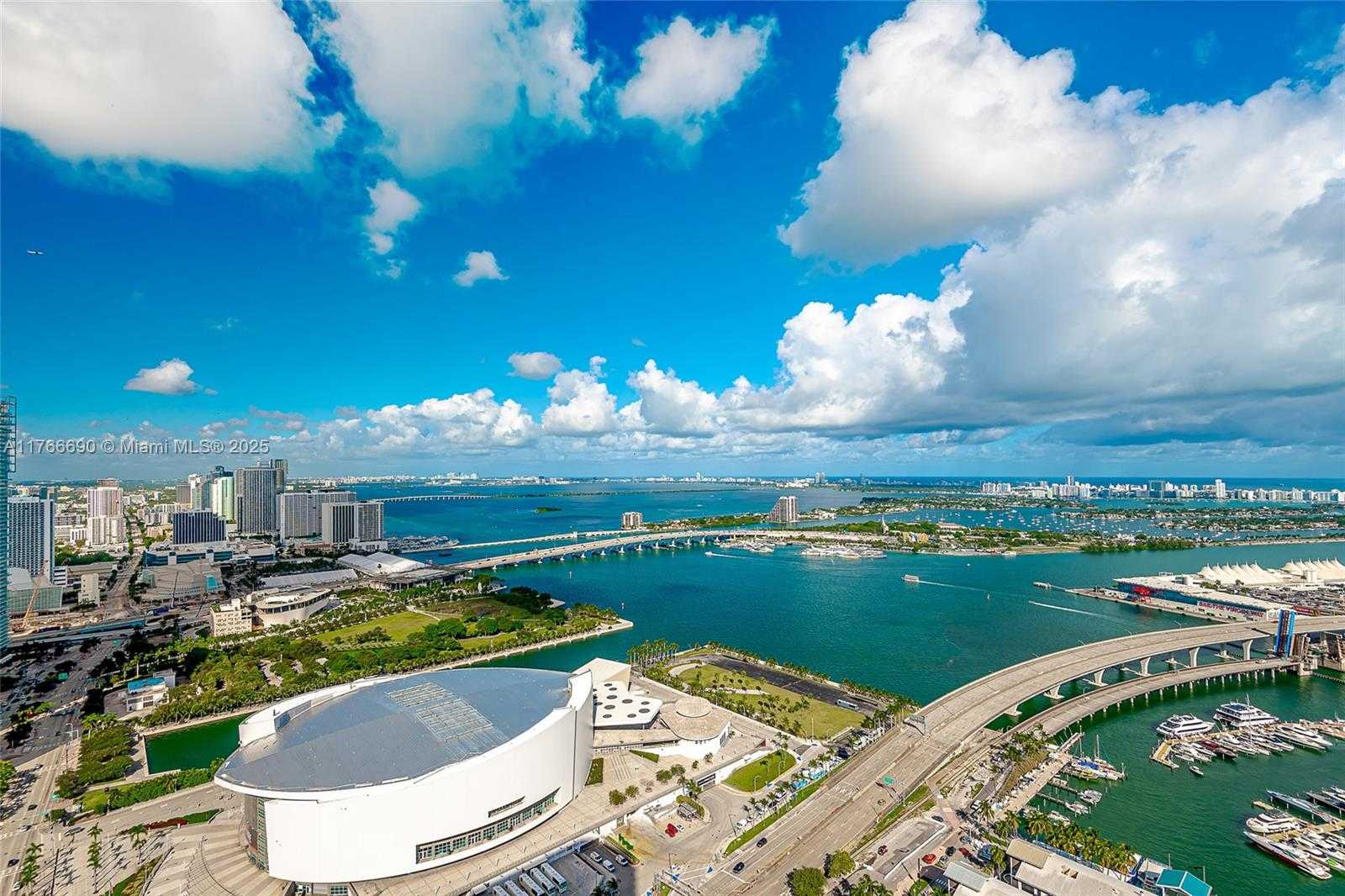 Small Image of 398 NORTH EAST 5TH ST #4211, Miami Number 4