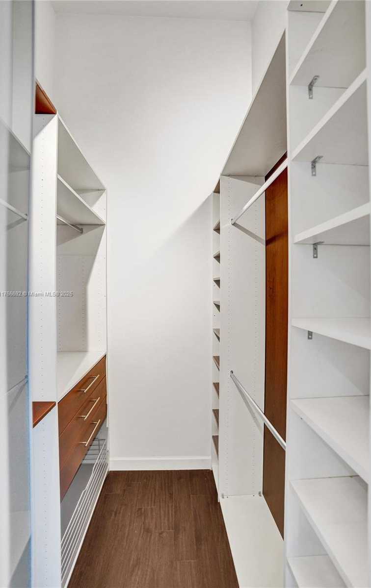 Small Image of 20938 NORTH EAST 37TH CT, Aventura Number 20
