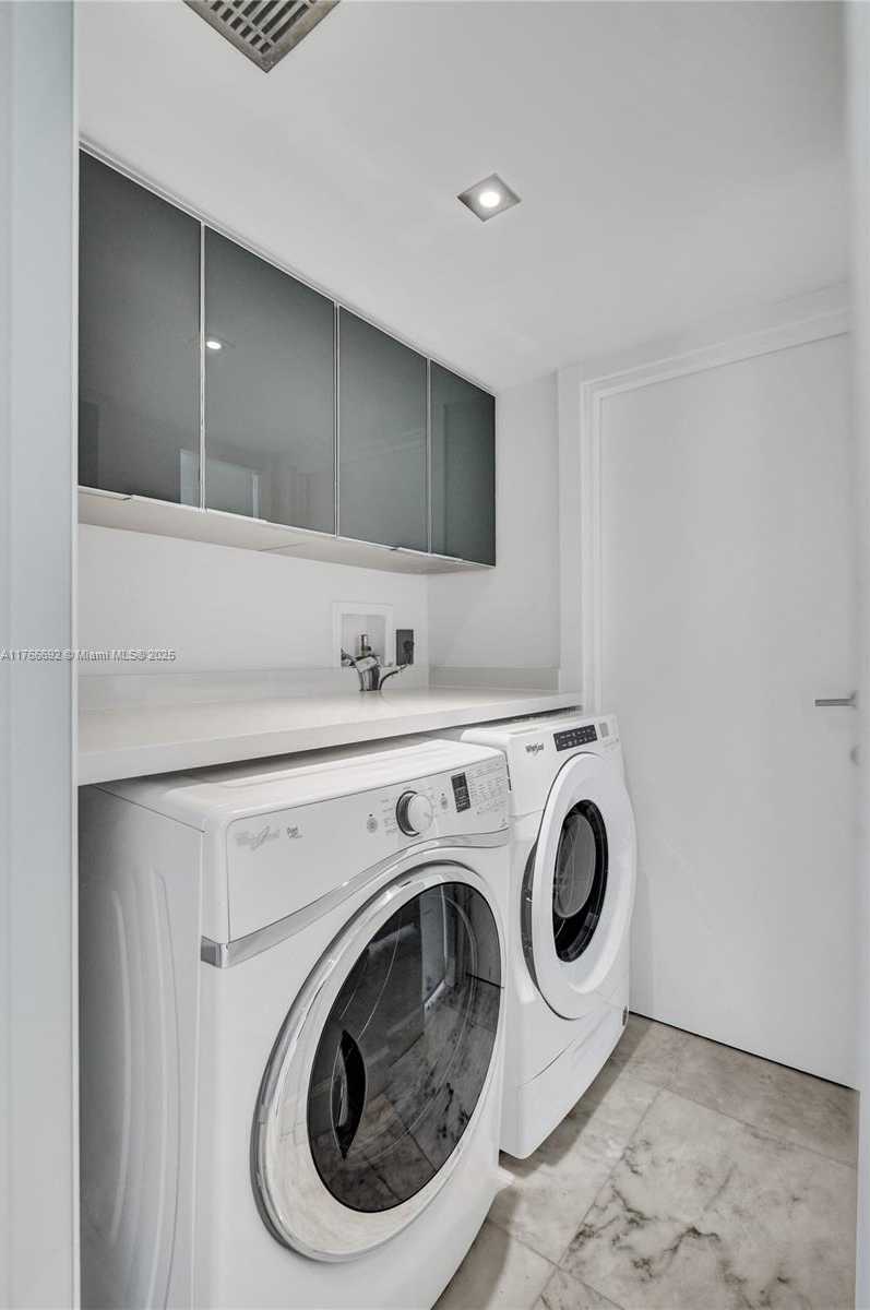 Small Image of 20938 NORTH EAST 37TH CT, Aventura Number 31