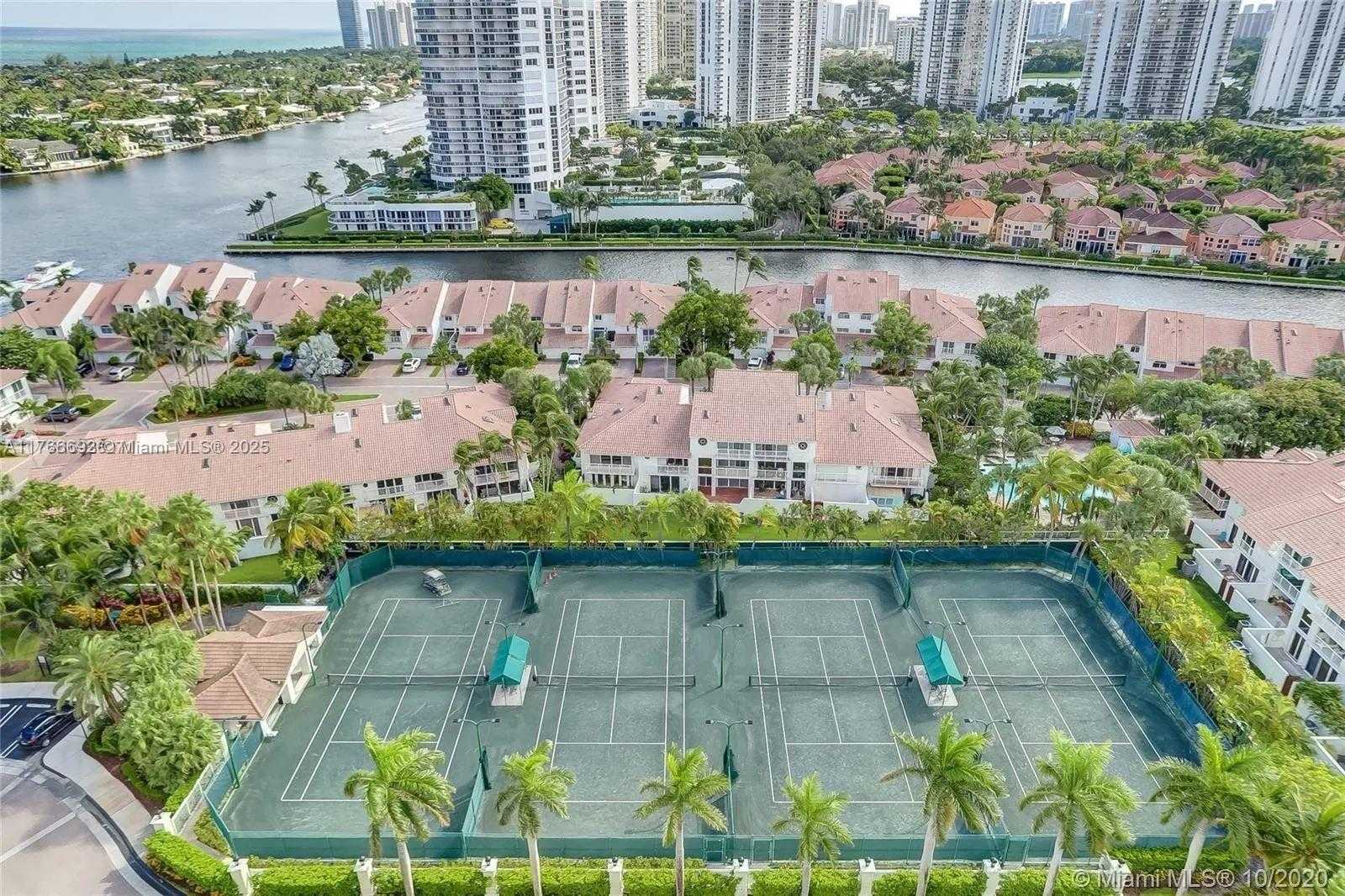 Small Image of 20938 NORTH EAST 37TH CT, Aventura Number 36
