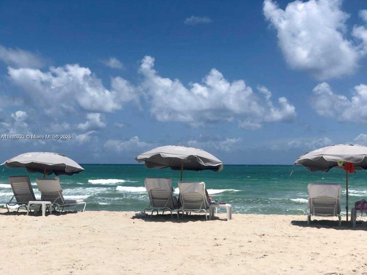 Small Image of 9499 COLLINS AVE #704, Surfside Number 16