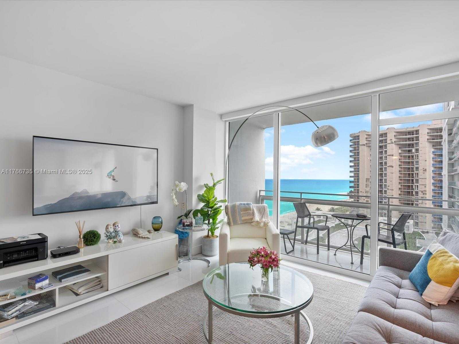 Small Image of 6801 COLLINS AVE #1208, Miami Beach Number 3