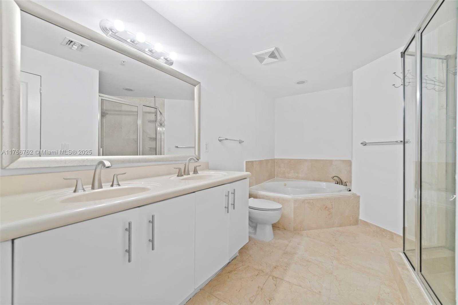Small Image of 7910 HARBOR ISLAND DR #1105, North Bay Village Number 19