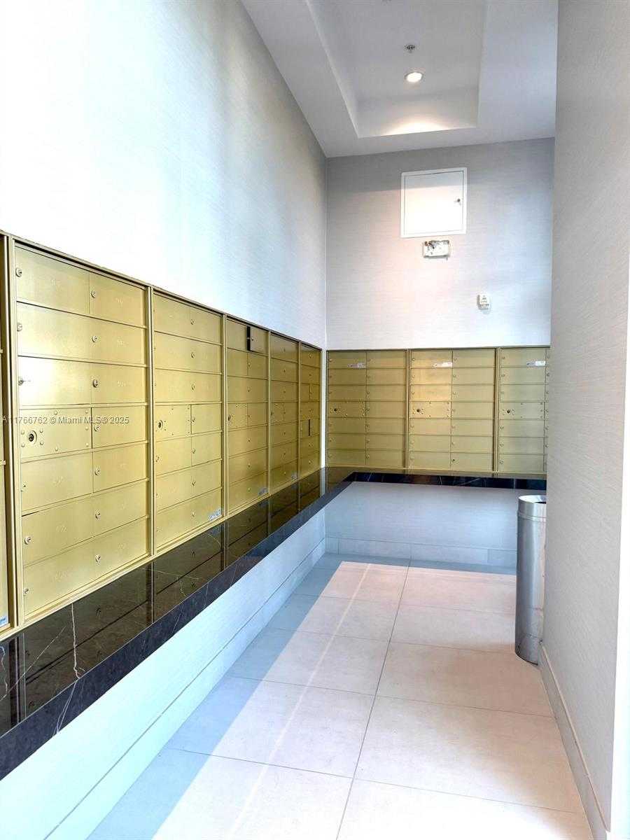 Small Image of 7910 HARBOR ISLAND DR #1105, North Bay Village Number 33