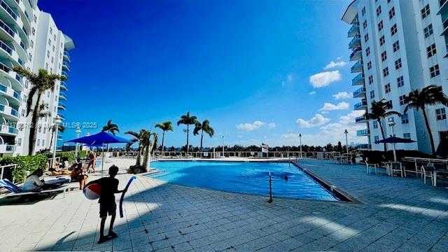Small Image of 7910 HARBOR ISLAND DR #1105, North Bay Village Number 39